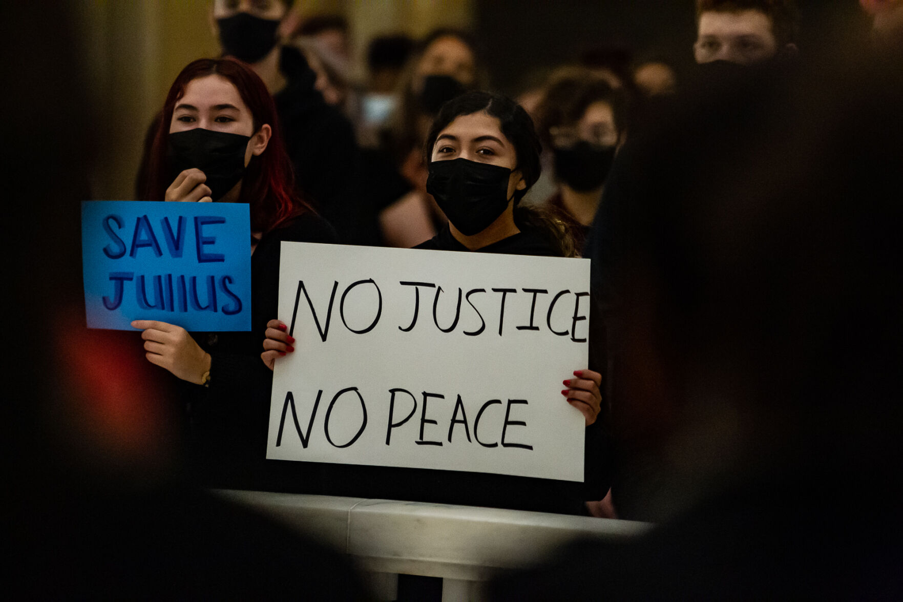 Julius Jones supporters